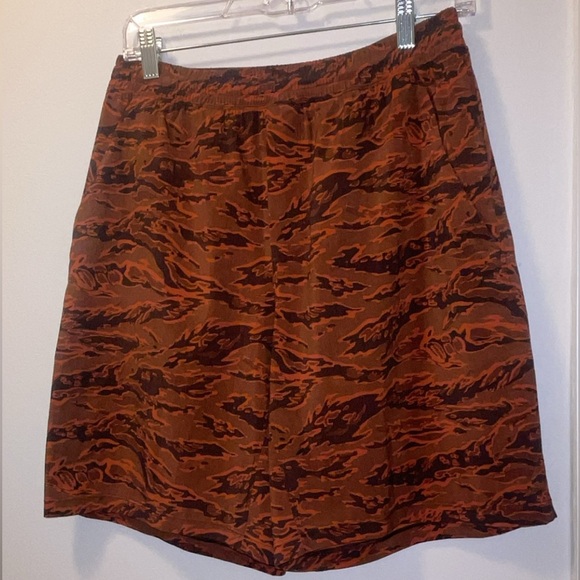 Lululemon Pace Breaker Short Linerless Tiger Camo 9 Inch Inseam - Picture 4 of 7